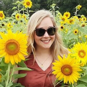 Meet your Posher, Blythe